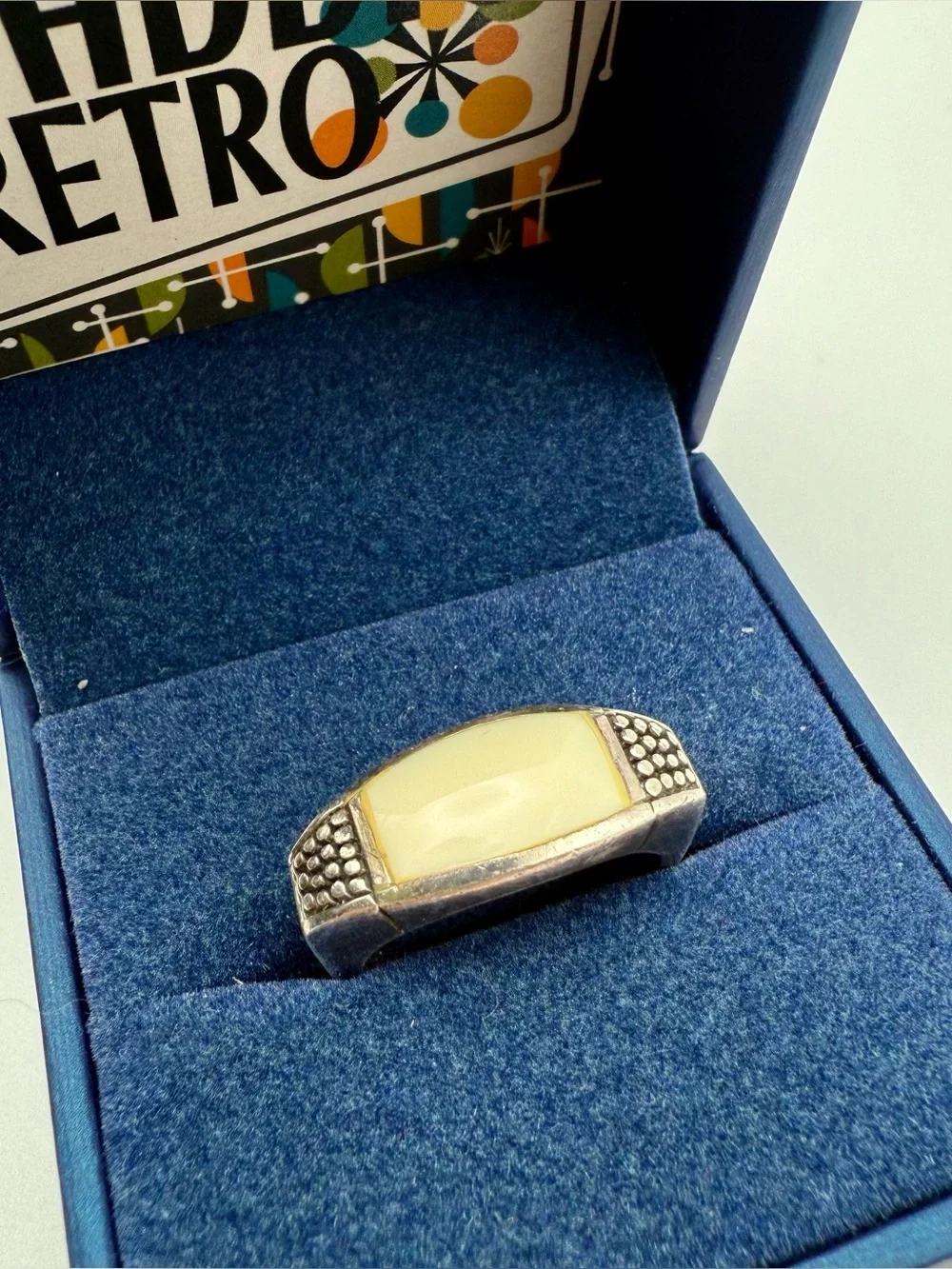 Cream White Stone Ring Sterling Silver 925 Vintage MCM size 6.5 Retro Thermoset